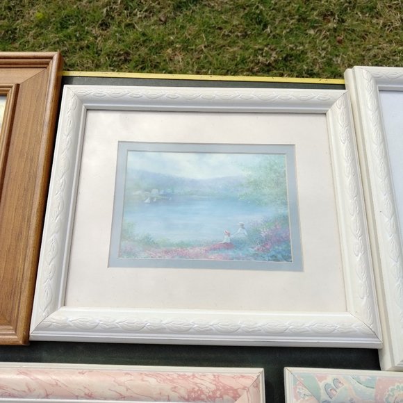 TWO WOMEN WATCHING SAILBOATS ON A SERENE LAKE PRINT IN IVORY WOOD FRAME & 2 MATS - Picture 7 of 8